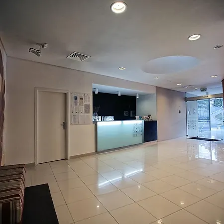 ホテル Recinto