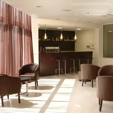 Recinto فندق فاطمة