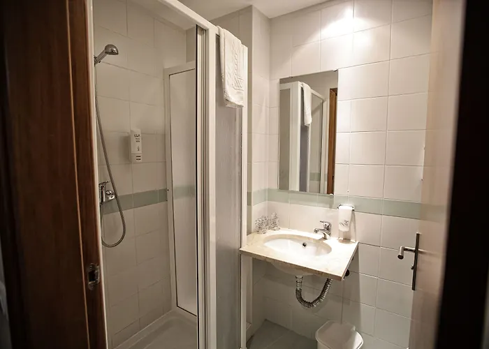 ホテル Recinto 3*